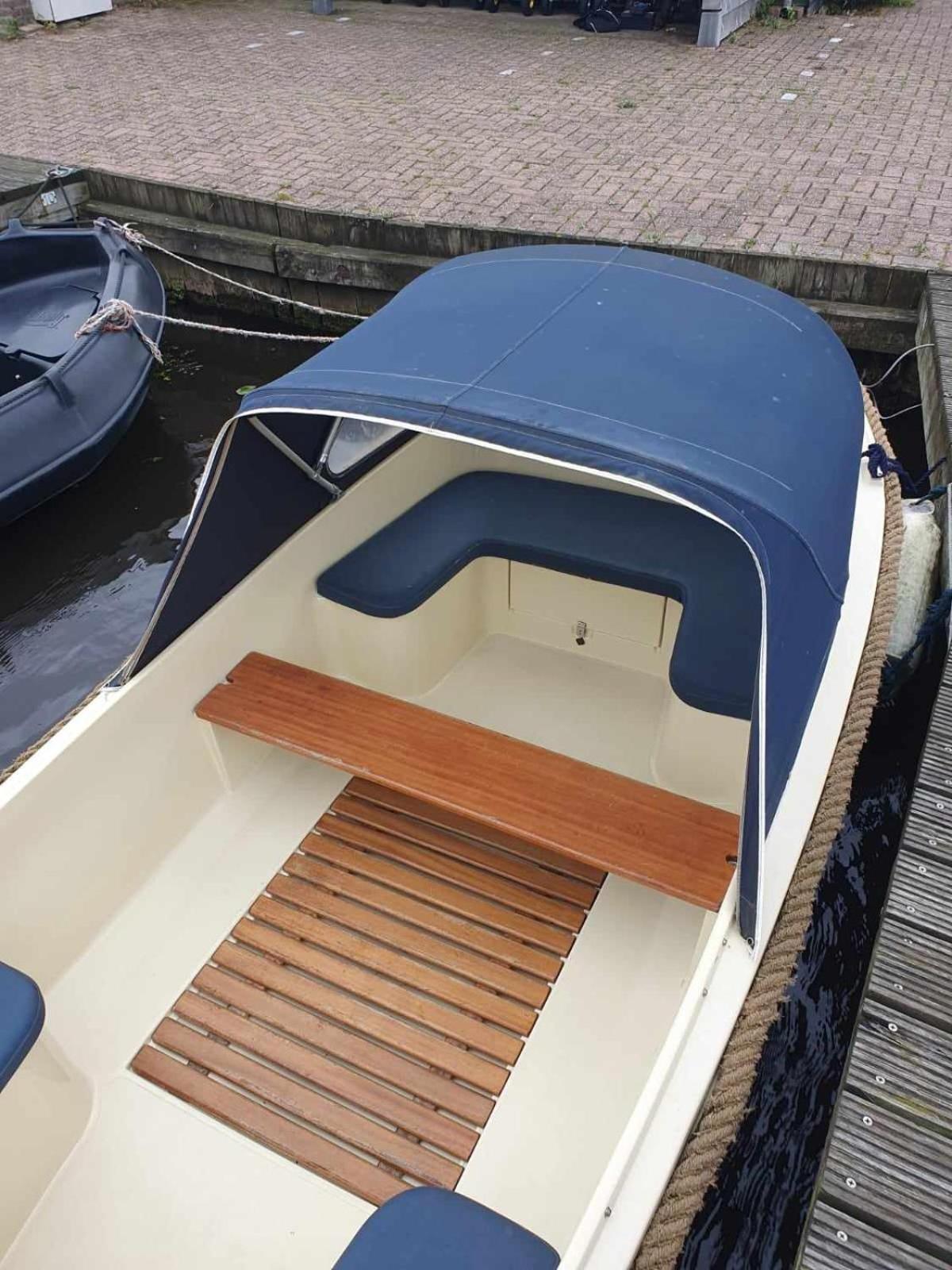 Huis Bij Het Water Met Sloepje Jutrijp Extérieur photo