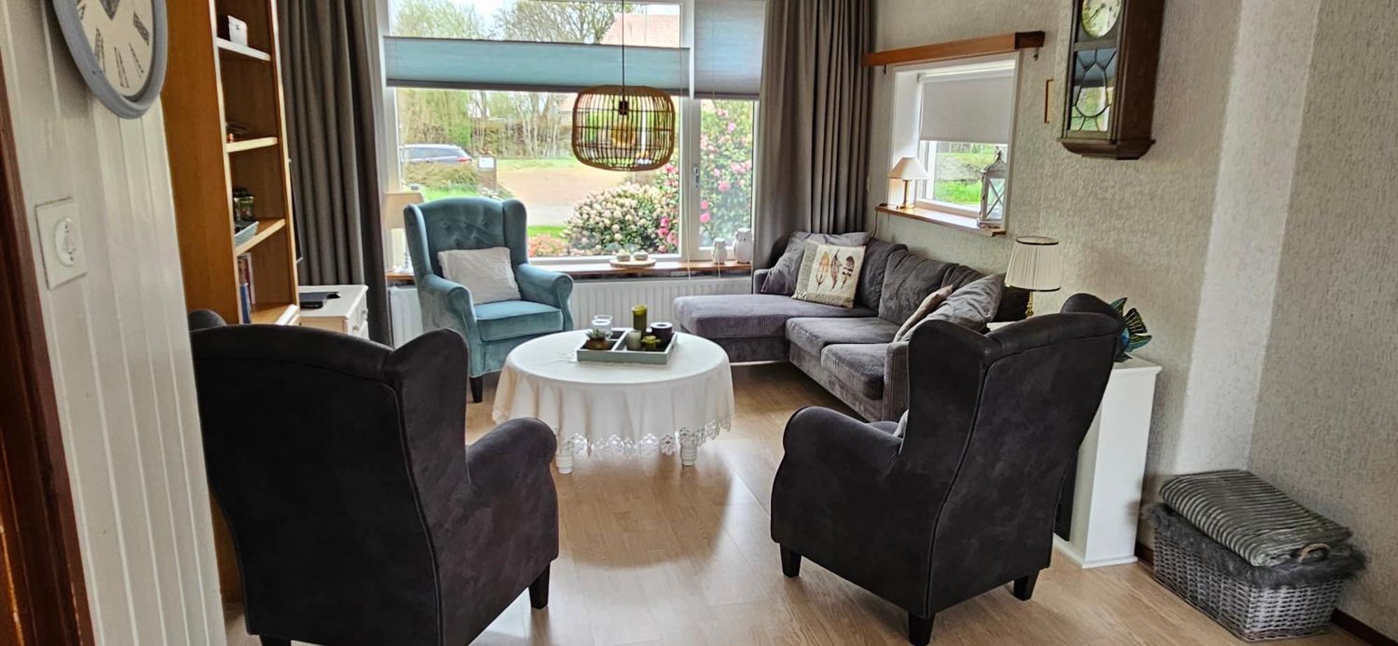 Huis Bij Het Water Met Sloepje Jutrijp Extérieur photo