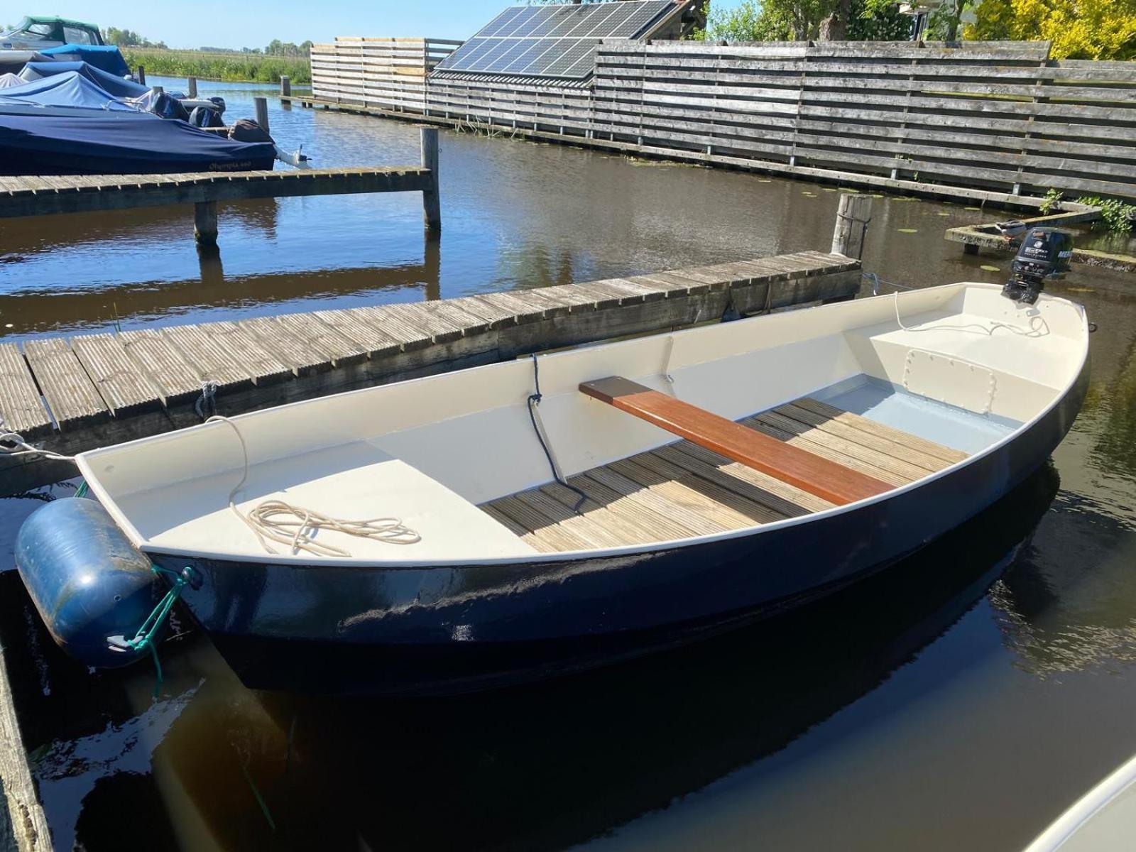 Huis Bij Het Water Met Sloepje Jutrijp Extérieur photo